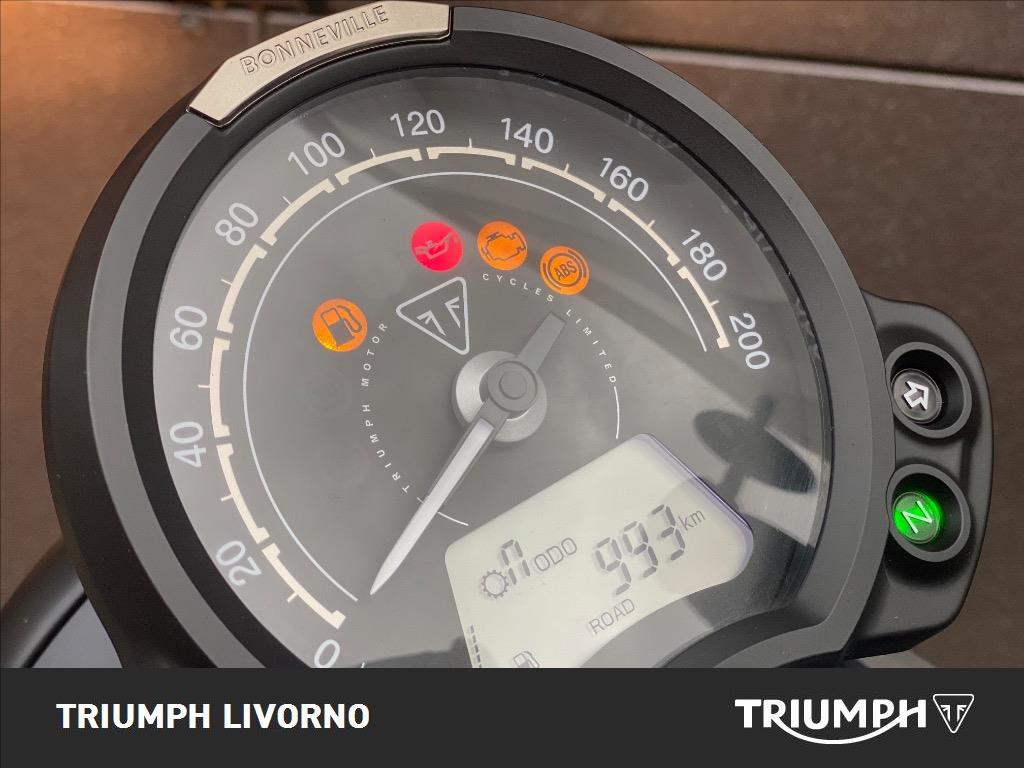 TRIUMPH Street Twin 900 
