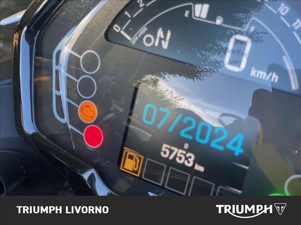 TRIUMPH Street Triple 765 R