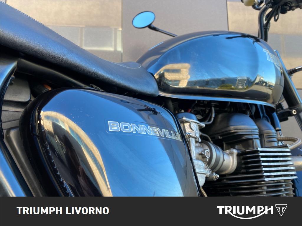 TRIUMPH Bonneville 865 SE