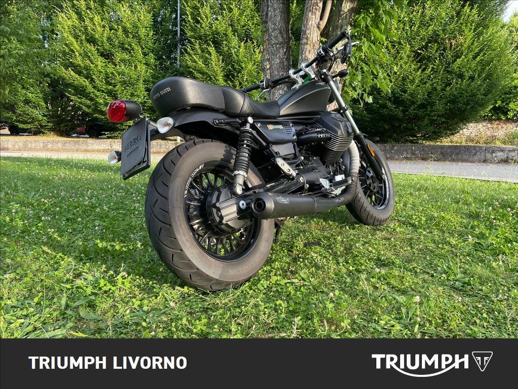 MOTO GUZZI V9 850 Bobber