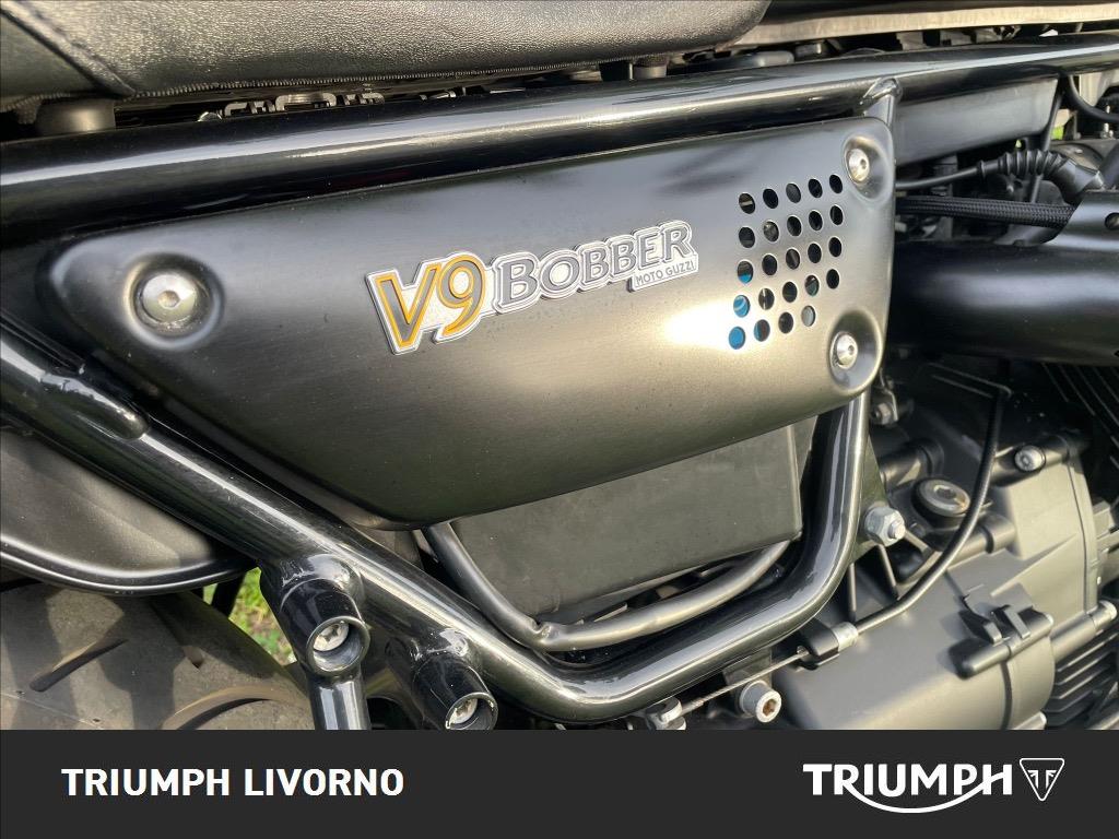 MOTO GUZZI V9 850 Bobber