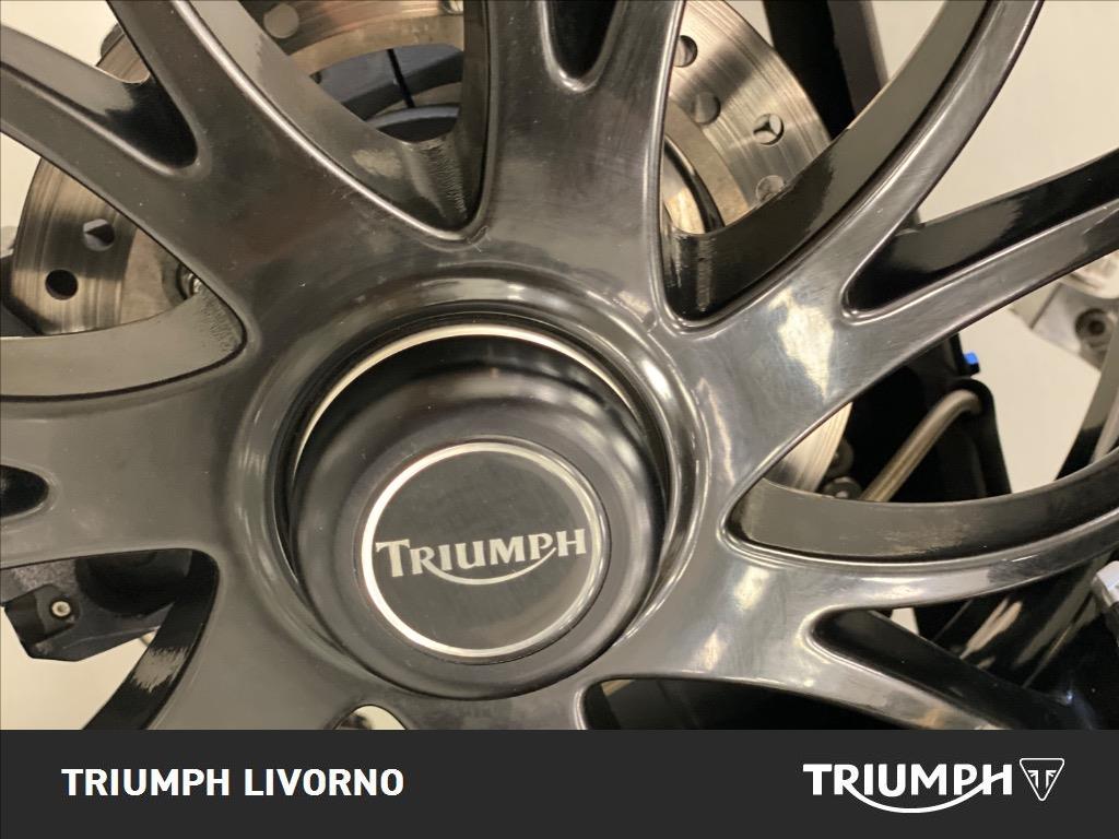 TRIUMPH Speed Triple 1050 