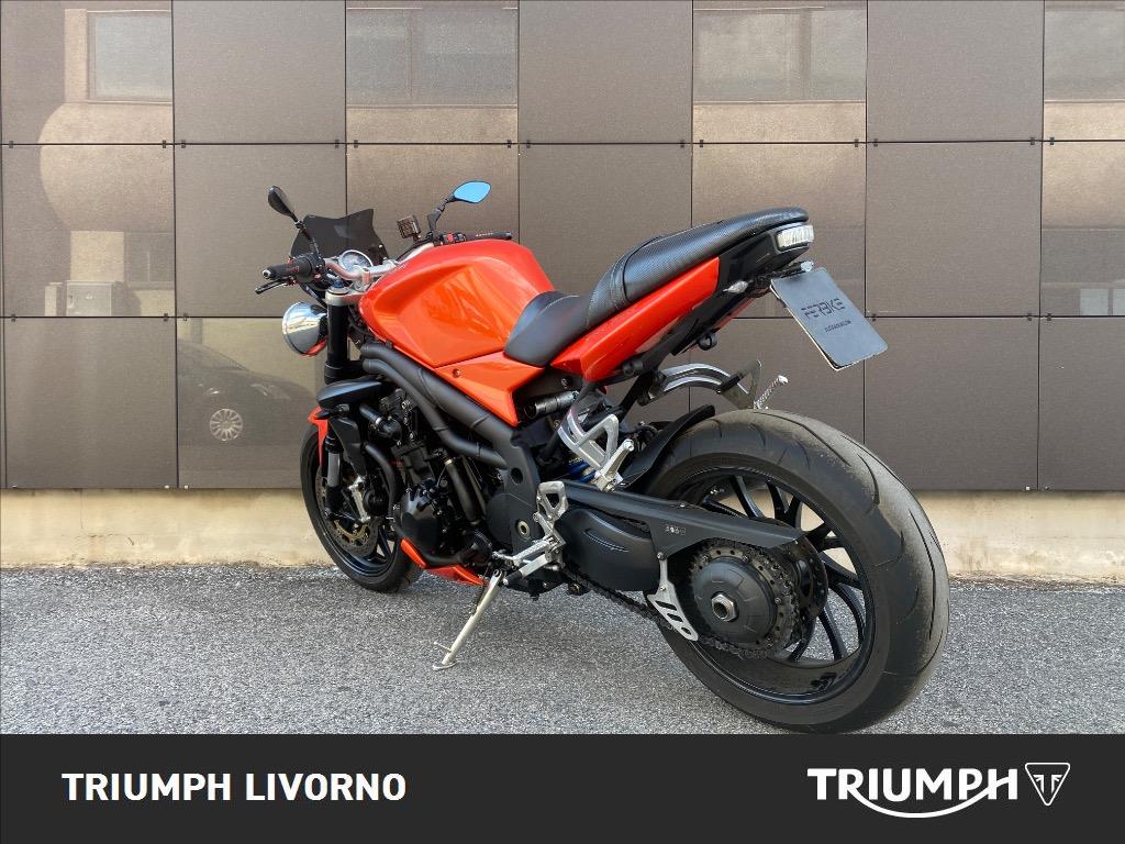 TRIUMPH Speed Triple 1050 