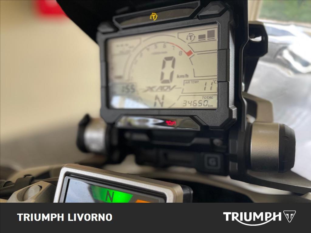 HONDA X-ADV 750 DCT Abs