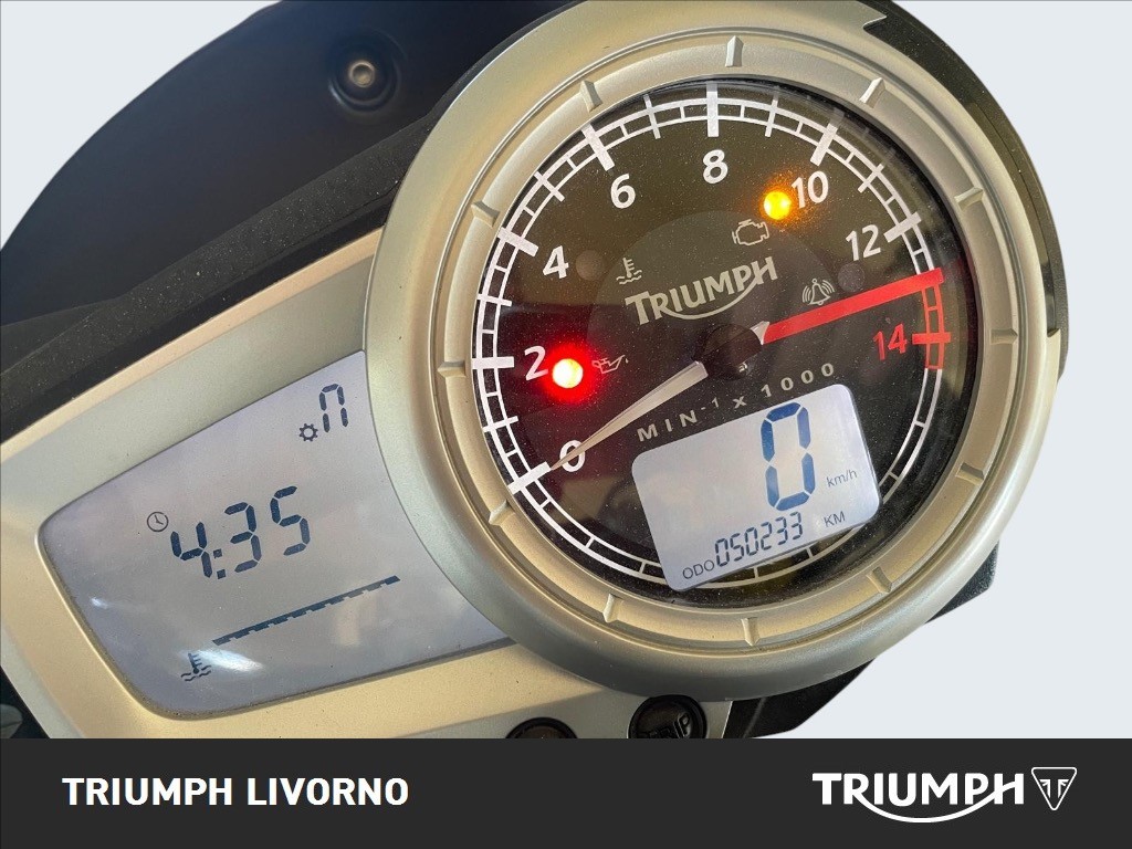 TRIUMPH Street Triple 675 