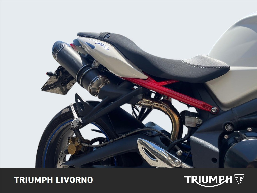 TRIUMPH Street Triple 675 