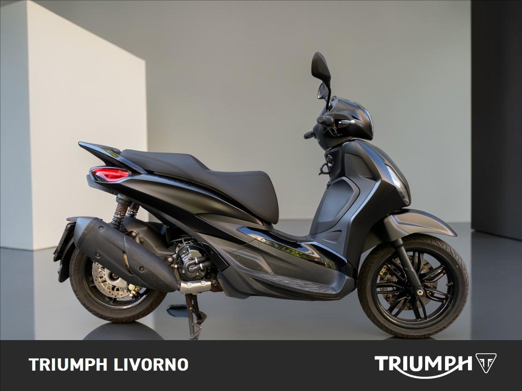 PIAGGIO Beverly 300 hpe abs-asr Black Edition